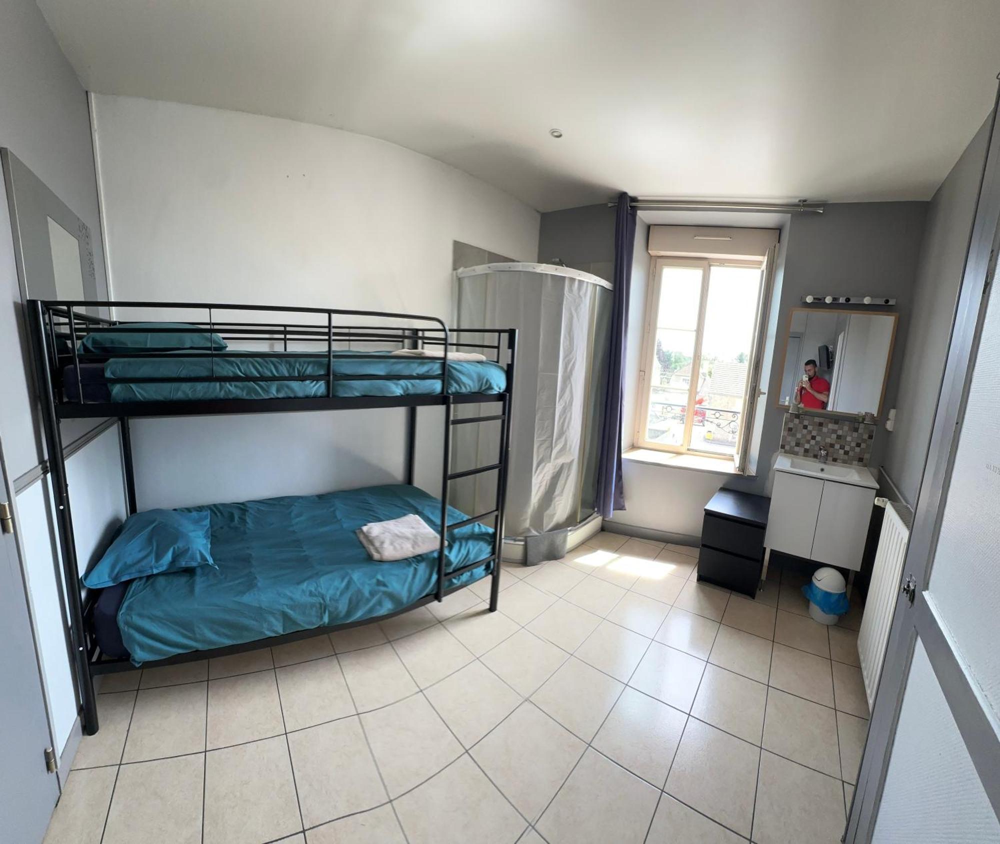 C80 By Crep80 Hotel Avallon Exterior photo